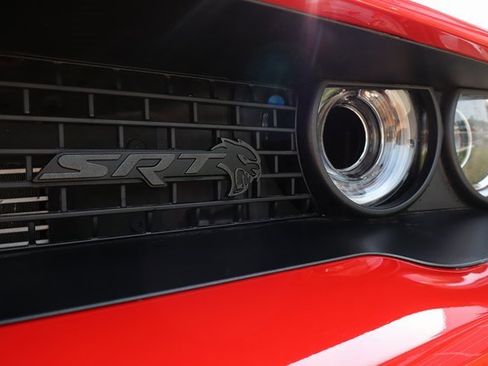 Used 2022 Dodge Challenger SRT Hellcat Redeye image 6
