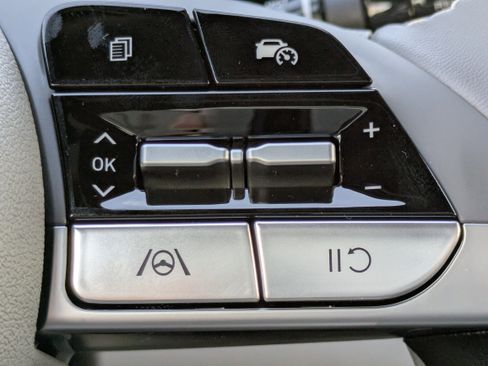 New 2026 Hyundai Elantra Sport image 29