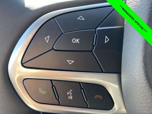 New 2026 Chrysler Pacifica Select image 22