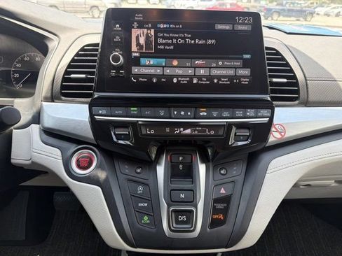 Used 2025 Honda Odyssey EX-L image 26