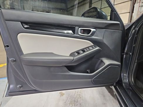 Certified 2023 Honda Civic Sport Touring image 11