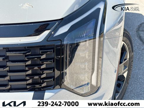 New 2026 Kia Sportage SX FWD image 8
