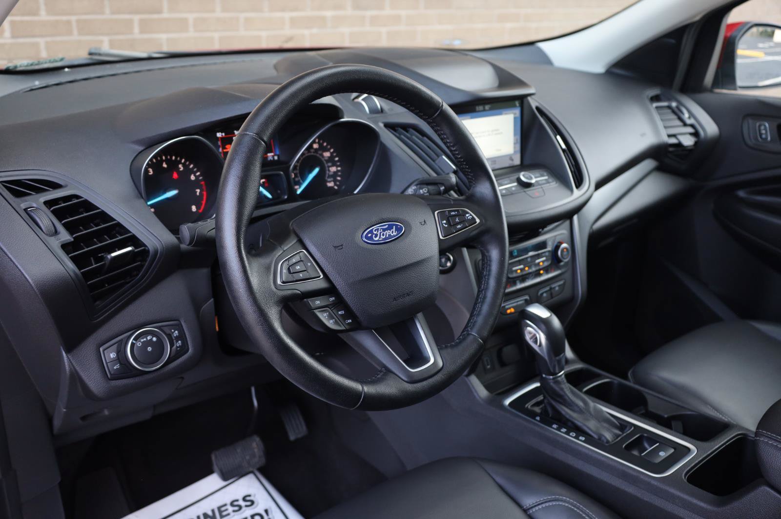 Used 2019 Ford Escape SEL AWD/4WD image 16