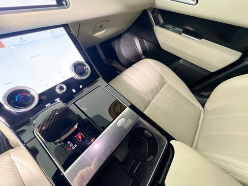 Used 2023 Land Rover Range Rover Velar S image 26