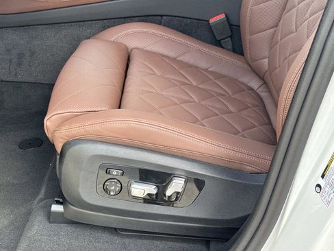 New 2026 BMW X5 sDrive40i w/ Executive Package image 21