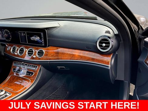 Used 2020 Mercedes-Benz E 350 4MATIC Sedan w/ Parking Assistance Package image 33