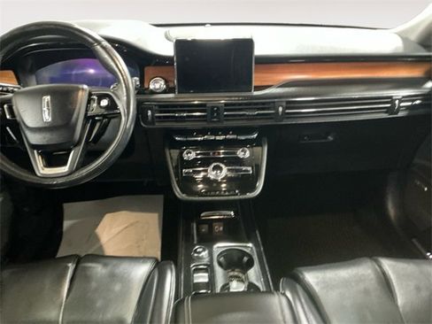 Used 2020 Lincoln Corsair Reserve w/ Equipment Group 202A image 10