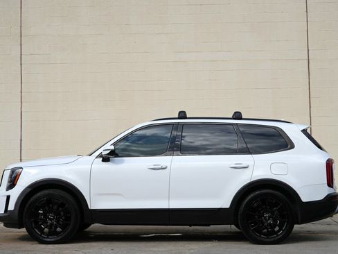 Used 2022 Kia Telluride SX w/ SX Prestige Package AWD/4WD image 8