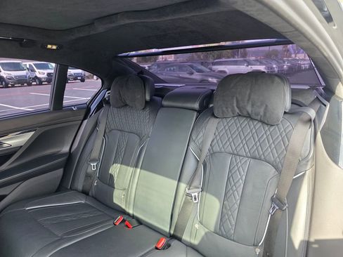 Used 2021 BMW M760i xDrive AWD/4WD image 14