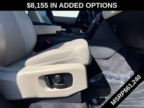Used 2018 Land Rover Discovery SE AWD/4WD image 39