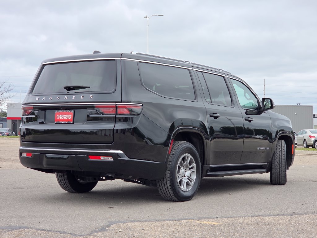 Used 2024 Jeep Wagoneer L 4WD image 25