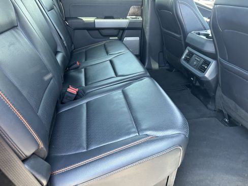 Used 2025 Ford F250 Lariat AWD/4WD image 13