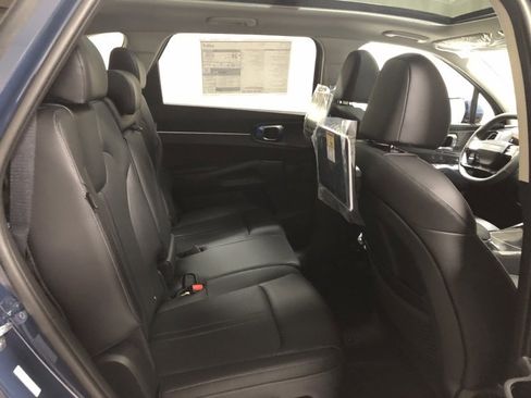 New 2026 Kia Sorento S w/ S Panoramic Sunroof Package image 10