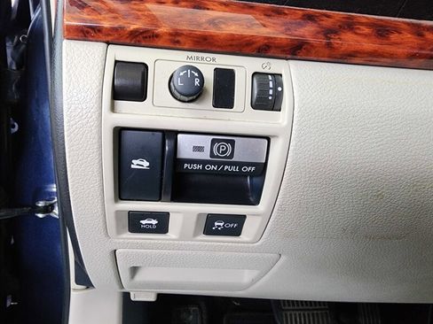 Used 2012 Subaru Legacy 2.5i Limited w/ Popular Pkg 2 image 16