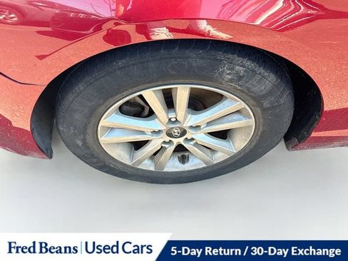 Used 2015 Hyundai Sonata SE w/ Option Group 02 FWD image 27