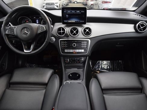 Used 2019 Mercedes-Benz GLA 250 image 19