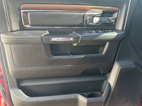 Used 2017 RAM 2500 Laramie w/ Convenience Group image 6