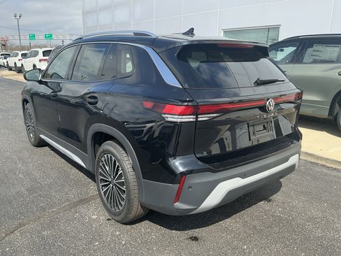 New 2026 Volkswagen Tiguan S image 32