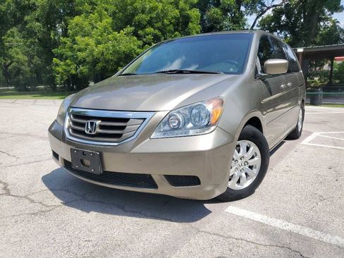 Used 2010 Honda Odyssey EX image 1