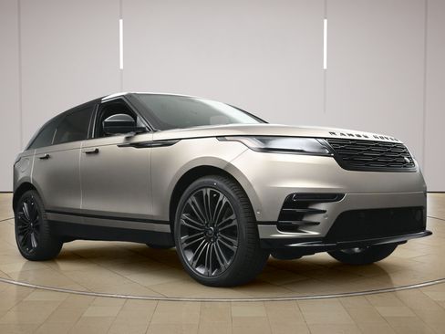 New 2026 Land Rover Range Rover Velar Belgravia AWD/4WD image 26