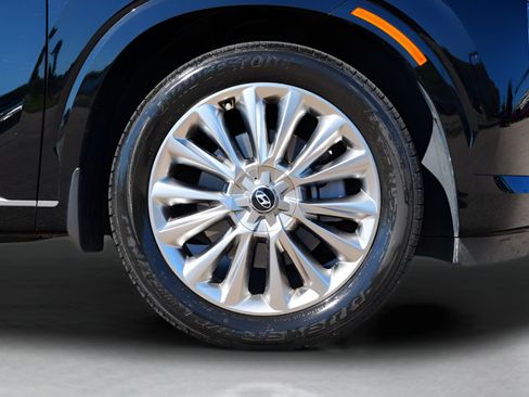 Used 2020 Hyundai Palisade Limited FWD image 9