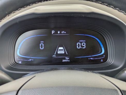 Used 2023 Hyundai Venue SEL w/ Cargo Package image 21