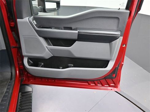 Used 2024 Ford F250 XLT w/ Camper Package image 11