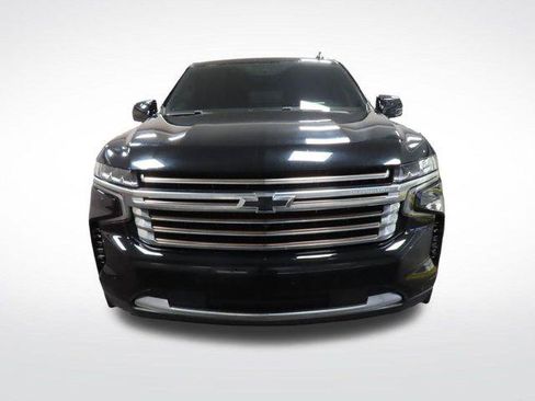 Used 2023 Chevrolet Suburban High Country RWD image 29