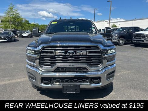 New 2026 RAM 2500 Tradesman AWD/4WD image 9