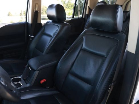 Used 2014 Ford Flex SE FWD image 19
