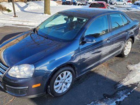 Used 2010 Volkswagen Jetta Limited Edition image 12