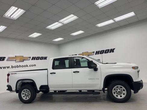 New 2026 Chevrolet Silverado 3500 W/T AWD/4WD image 4
