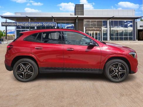 New 2025 Mercedes-Benz GLA 250 4MATIC image 4