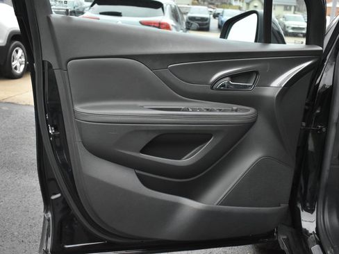 Used 2022 Buick Encore Preferred w/ Safety Package image 12