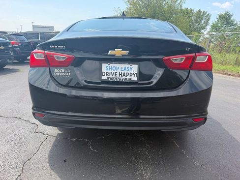 Used 2016 Chevrolet Malibu LT w/ Leather Package FWD image 7