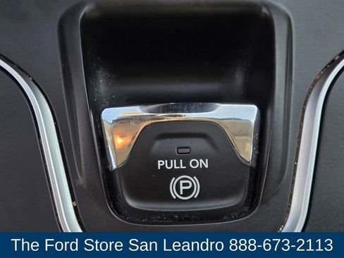 Used 2021 Jeep Cherokee Latitude Lux w/ Comfort/Convenience Group image 23