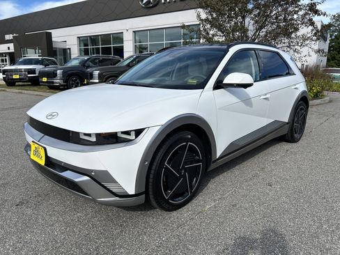 New 2025 Hyundai Ioniq 5 Limited image 1