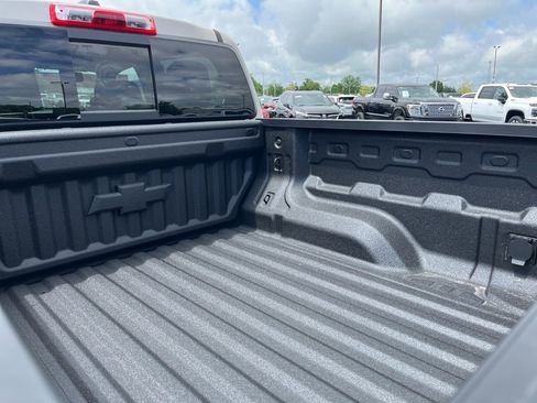 New 2026 Chevrolet Colorado ZR2 AWD/4WD image 10