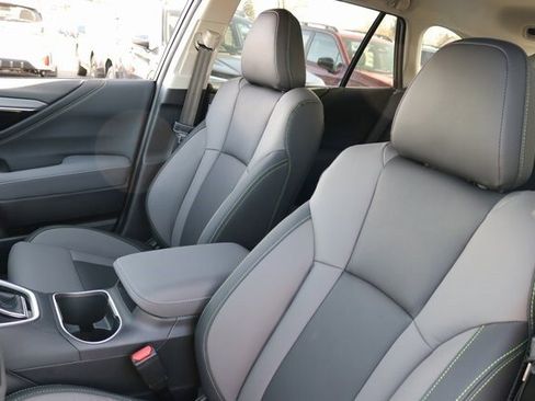 Used 2025 Subaru Outback Onyx Edition image 28