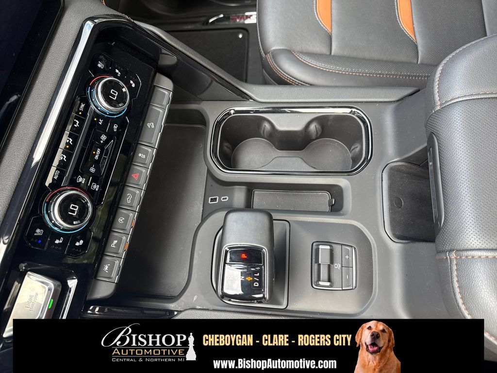 Used 2025 GMC Sierra 1500 AT4 w/ AT4 Premium Package AWD/4WD image 27