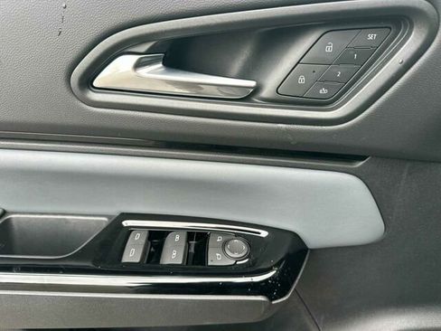 Used 2024 Honda Prologue Touring image 11