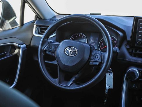 Certified 2022 Toyota RAV4 LE image 16