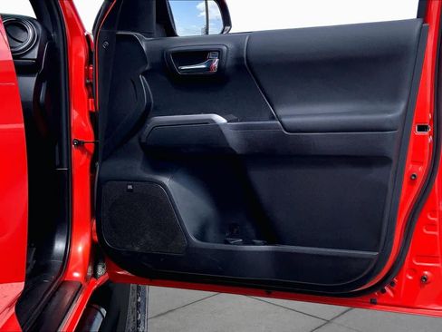 Used 2023 Toyota Tacoma TRD Pro AWD/4WD image 22