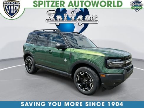 Used 2025 Ford Bronco Sport Outer Banks w/ Outer Banks Tech Package+ AWD/4WD image 2