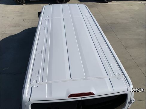 Used 2023 Ford Transit 350 XL image 8