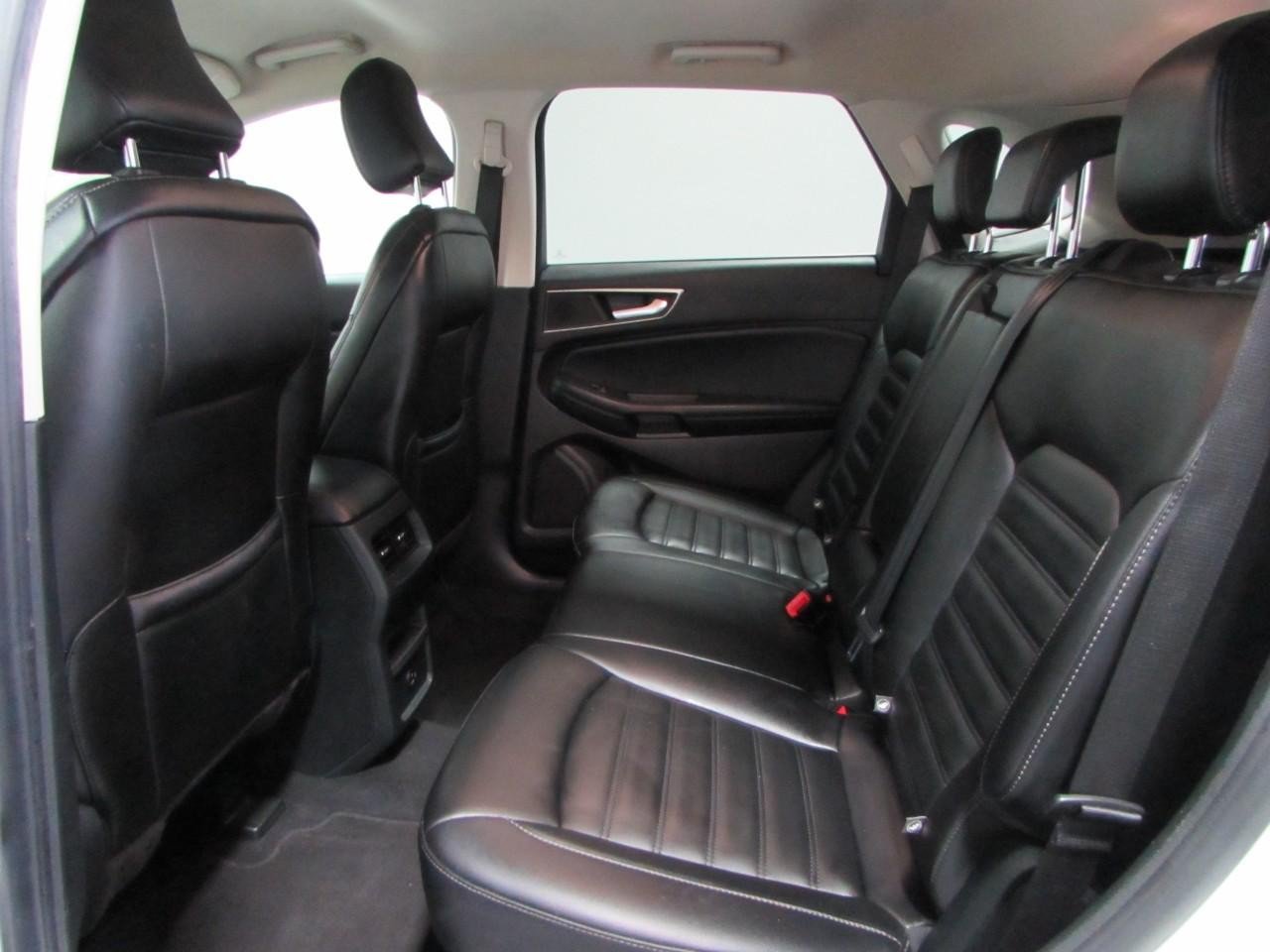 Used 2021 Ford Edge SEL AWD/4WD image 15