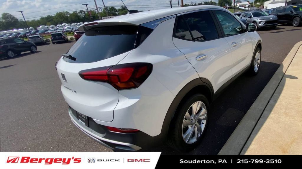 Used 2025 Buick Encore GX Preferred w/ Comfort Package AWD/4WD image 10