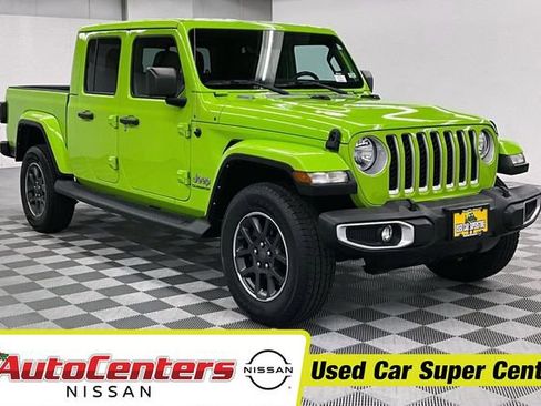 Used 2021 Jeep Gladiator Overland w/ Popular Equipment Package AWD/4WD image 1