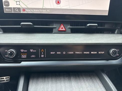 Certified 2024 Kia Sportage X-Line Prestige image 32