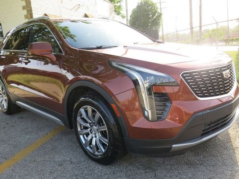 Used 2019 Cadillac XT4 Premium Luxury FWD image 1